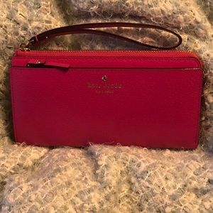Kate Spade Wristlet😢